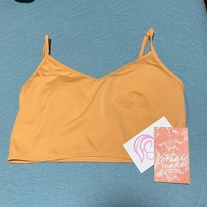 Kortni Jeane Golden v’d crop